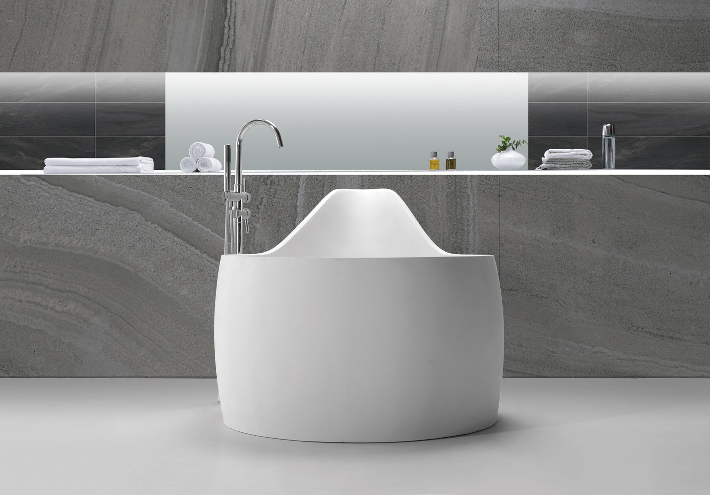 Hugi Japanese Inspired Soak Tub - 1300mm - B070